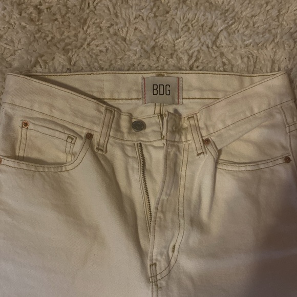 BDG white jeans - Picture 2 of 4